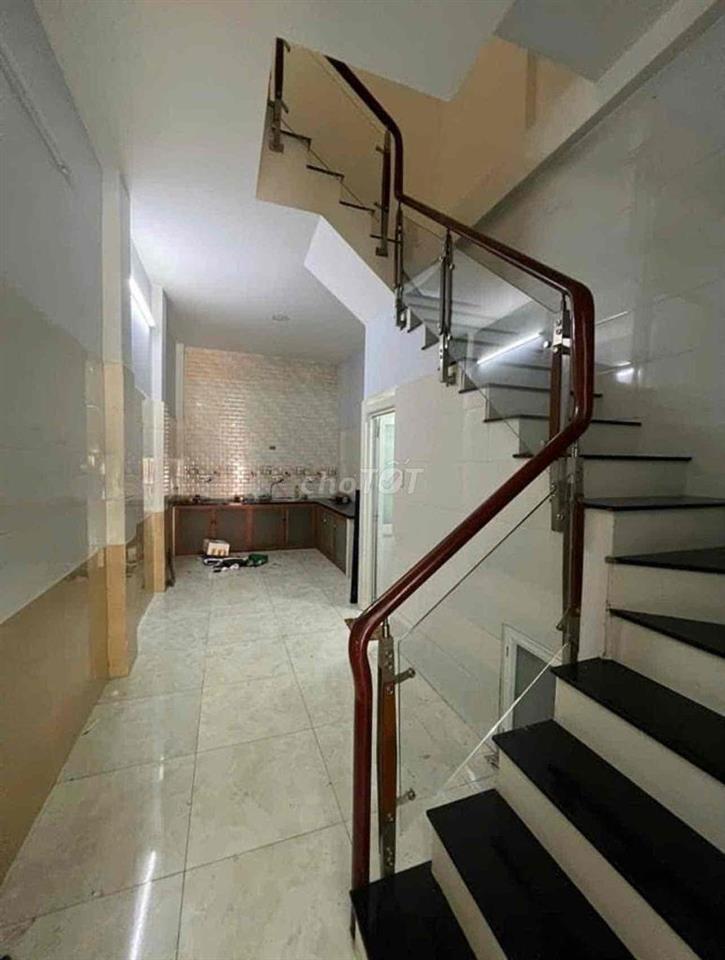 Cho thuê nhà MTKD Lê Sát, gần Gò Dầu 1 lầu