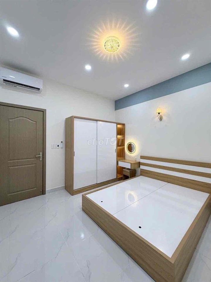 Bán nhà sát aoen tân phú 4x10 giá nhỉnh 4tỷ xíu xiu