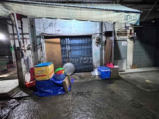 Kẹt tiền cần bán GẤP nhà cấp 4 Còn thương lượng, kinh doanh ngay chợ