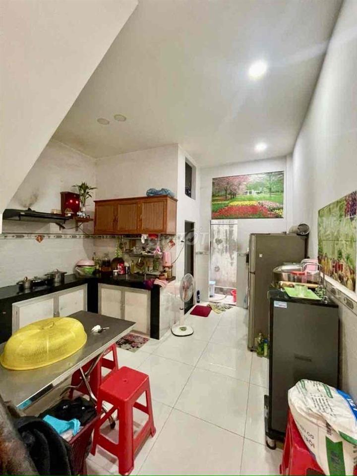 GIẢM 300TR BÁN NHÀ 2 TẦNG HẺM XE HƠI 1/ LÊ VĂN QUỚI–DTSD 110M2- 5TỶ45
