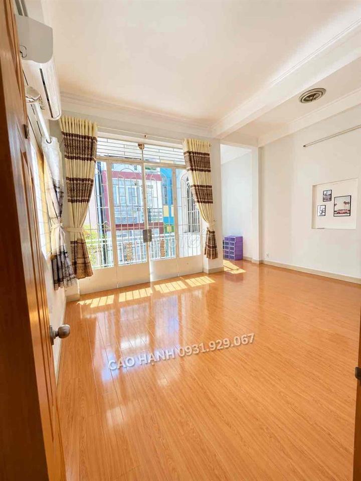Bán nhà Trần Văn Quang Tân Bình, 4 tầng, 60m2, ngang 5.25m, hẻm xe hơi