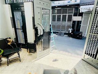 Hẻm nhựa 1/, 6m Trịnh Đình Trọng, Ngang 5.5m hiếm, 65m2, 3 tầng.