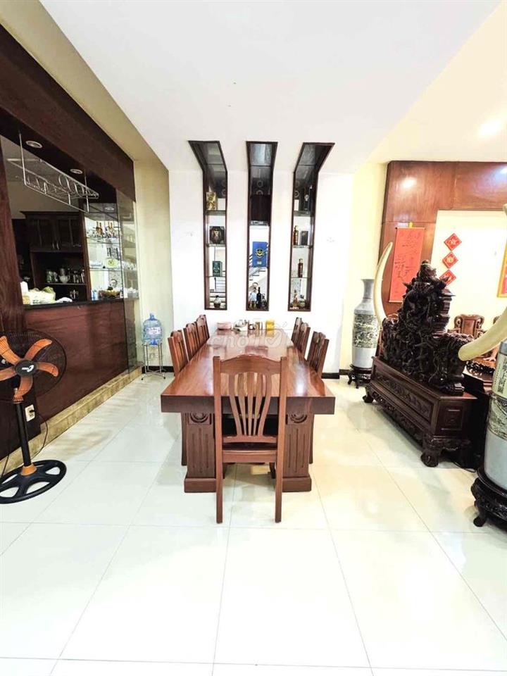 Biệt Thự, Ngang 8m, Thoại Ngọc Hầu, Tân Phú, 160m2, 3 Tầng, Chỉ 20 Tỷ