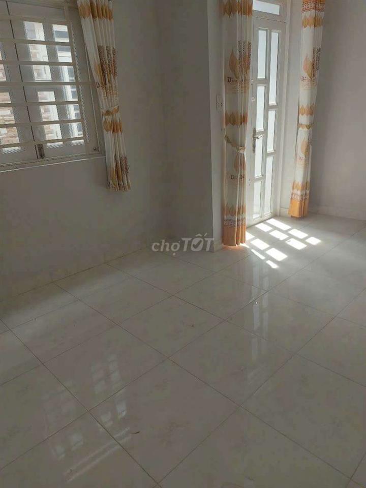 Nhà bán 842/39/16 Tỉnh Lộ 10 (2 lầu, sân thượng) 2PN 3WC, nhà trống