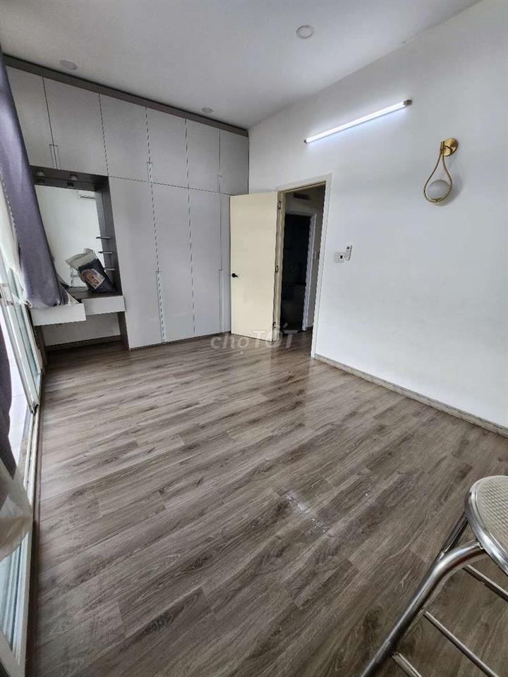Nhà cho thuê Đình Tân Khai (2PN 2WC) sẵn máy lạnh vàn các nt cơ bản