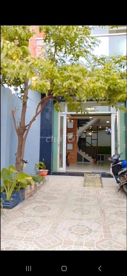 Nhà cho thuê Chiến Lược ngay sau BV Bình Tân (3PN 3WC) nội thất cơ bản