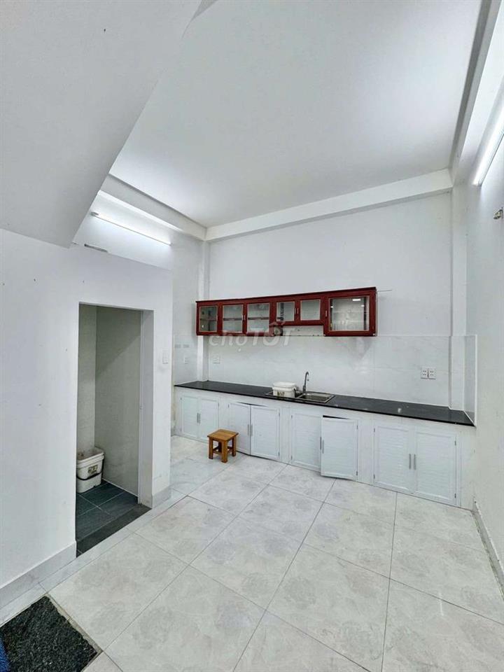 Nhà cho thuê Gò Xoài - Đs4, BT (4PN 3WC) hẻm xe hơi, nhà trống ở ngay