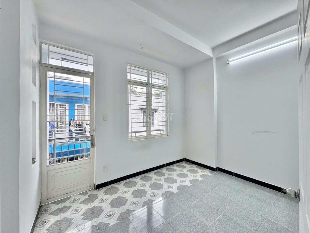 Nhà cho thuê Gò Xoài - Đs4, BT (4PN 3WC) hẻm xe hơi, nhà trống ở ngay