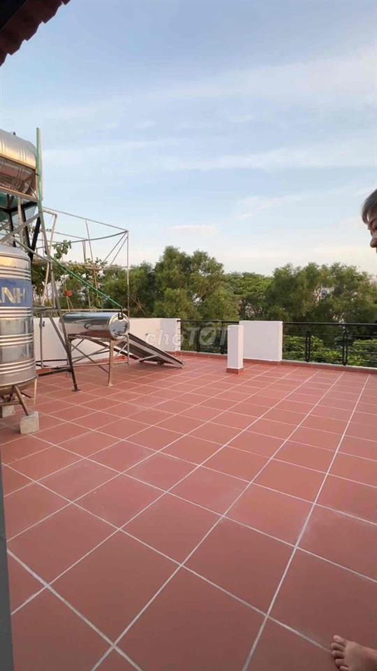 Bán Gấp Nhà Mặt Tiền Đường View Công Viên 72M2-KDC Vĩnh Lộc