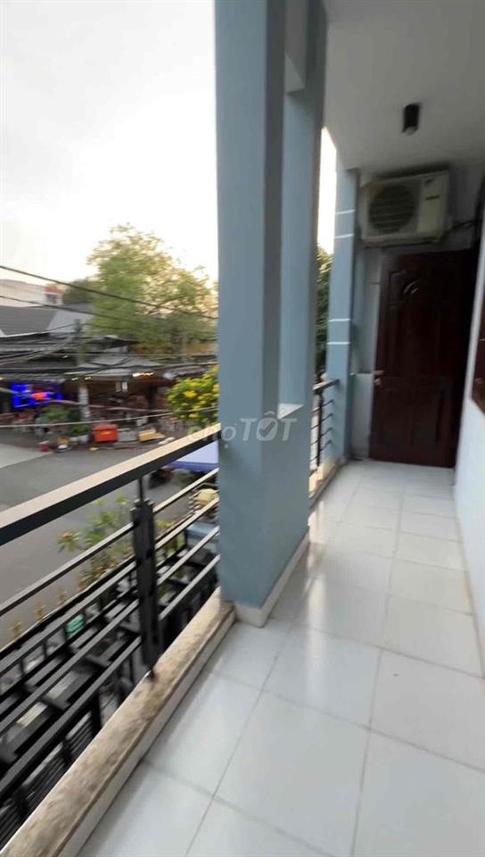Bán Gấp Nhà Mặt Tiền Đường View Công Viên 72M2-KDC Vĩnh Lộc