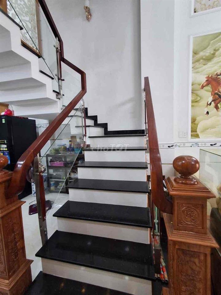 NHÀ HẺM 168 BÌNH TRỊ ĐÔNG 60m HẺM 6M THÔNG 3LẦU