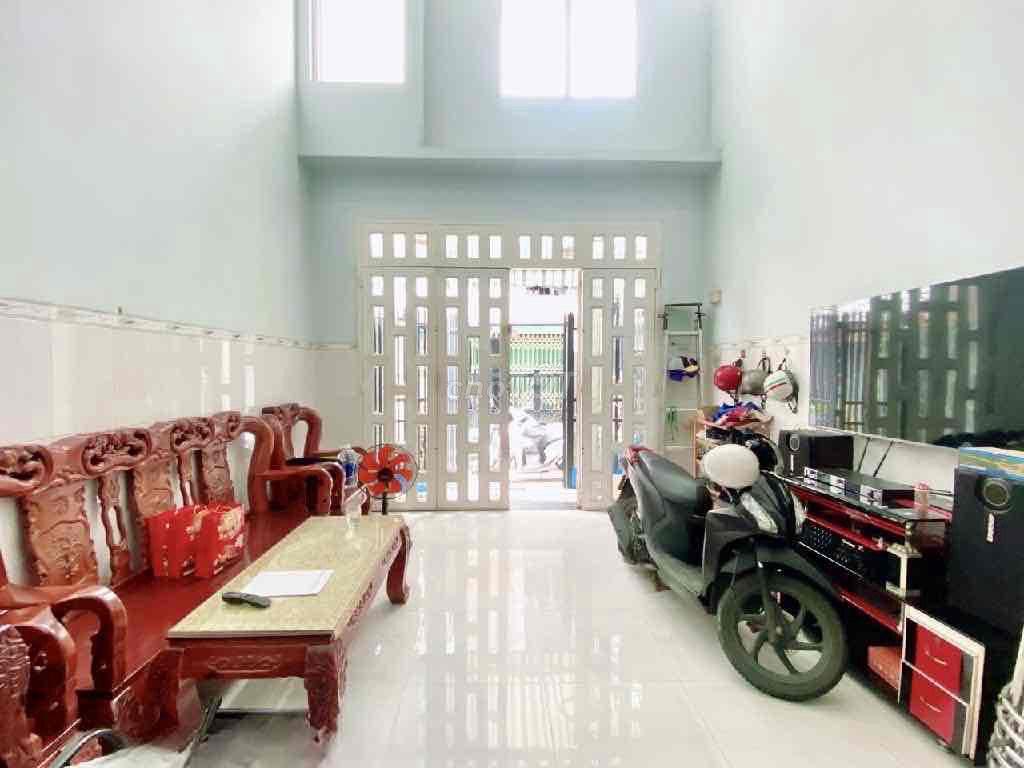 BÁN NHÀ BÌNH TÂN - NGÃ 4 BỐN XÃ - HƯƠNG LỘ 2 - 4 LẦU - HẺM XE HƠI- 4PN