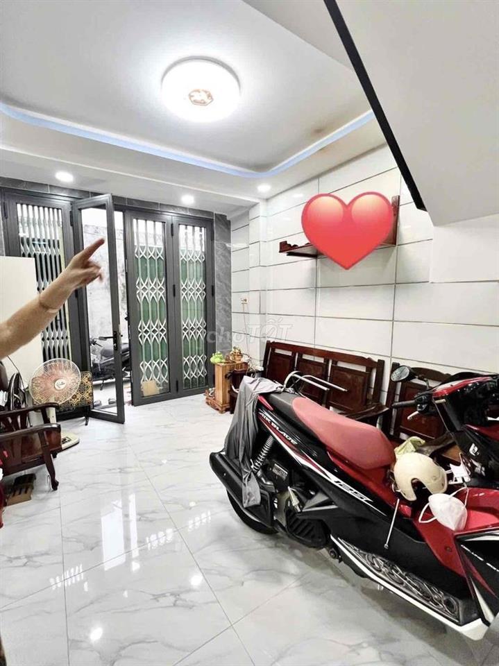 NHÀ 1 SẸT TÔ HIỆU TÂN PHÚ 28M 3TẦNG 3PN XE HƠI ĐẬU TRƯỚC NHÀ