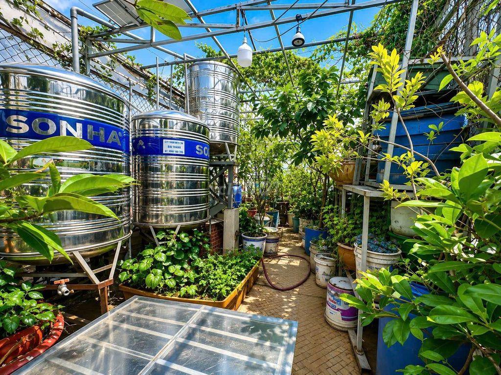 Bán gấp nhà hai mặt tiền hẻm đều thông