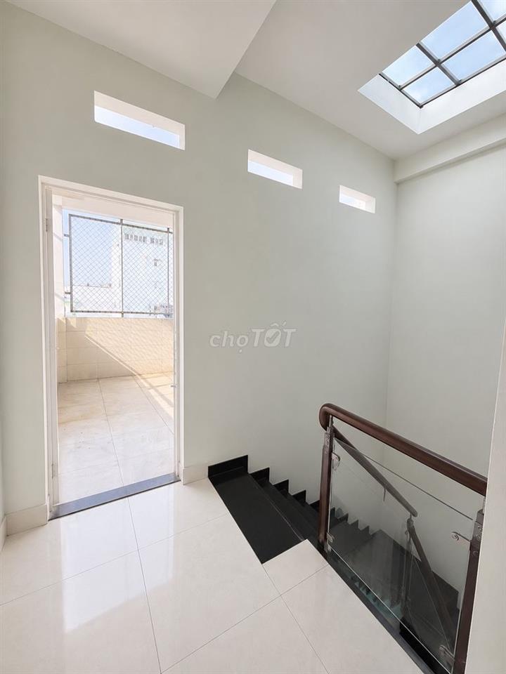 Chính Chủ Bán Nhà Hẻm 3 Tầng, Sổ Hồng Riêng