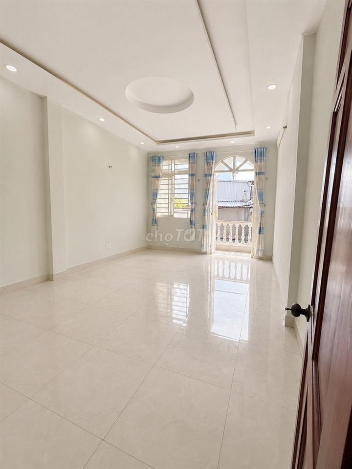Chính Chủ Bán Nhà Hẻm 3 Tầng, Sổ Hồng Riêng
