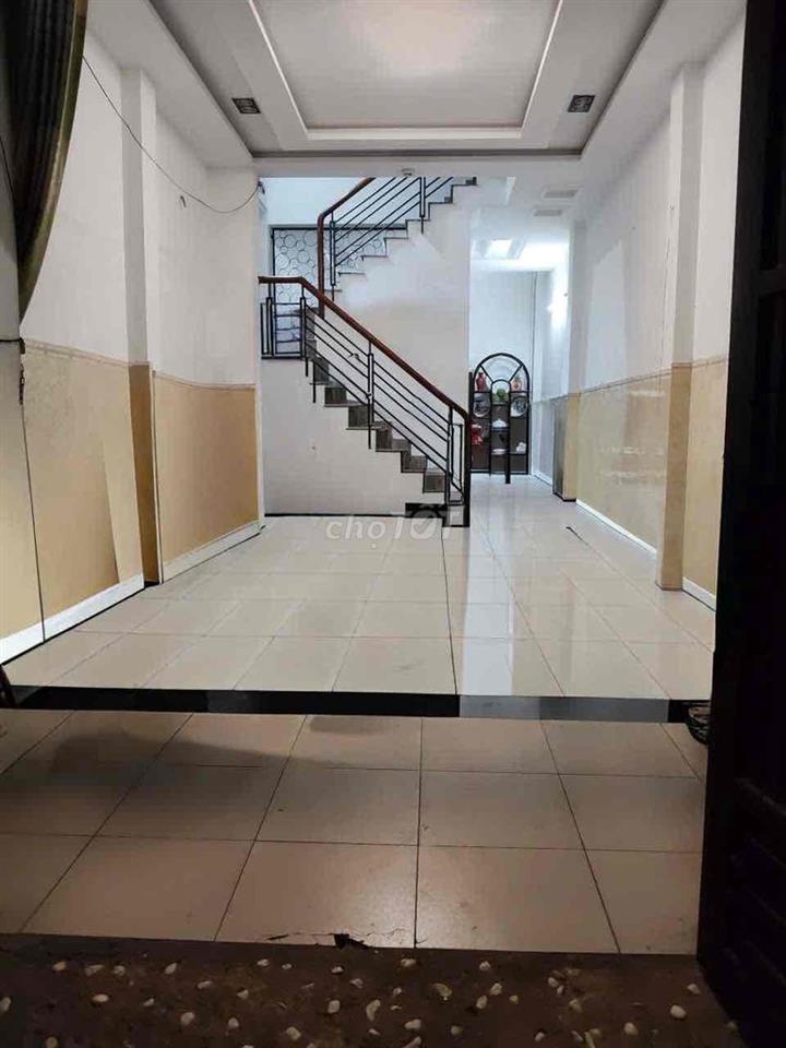 Bán nhà 1sẹc đường 18b, hẻm 8m thông Gò xoài, sổ Hồng, pháp lý chuẩn