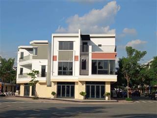 Bán Nhà Đẹp Full Nội Thất Khu Bình Chuẩn