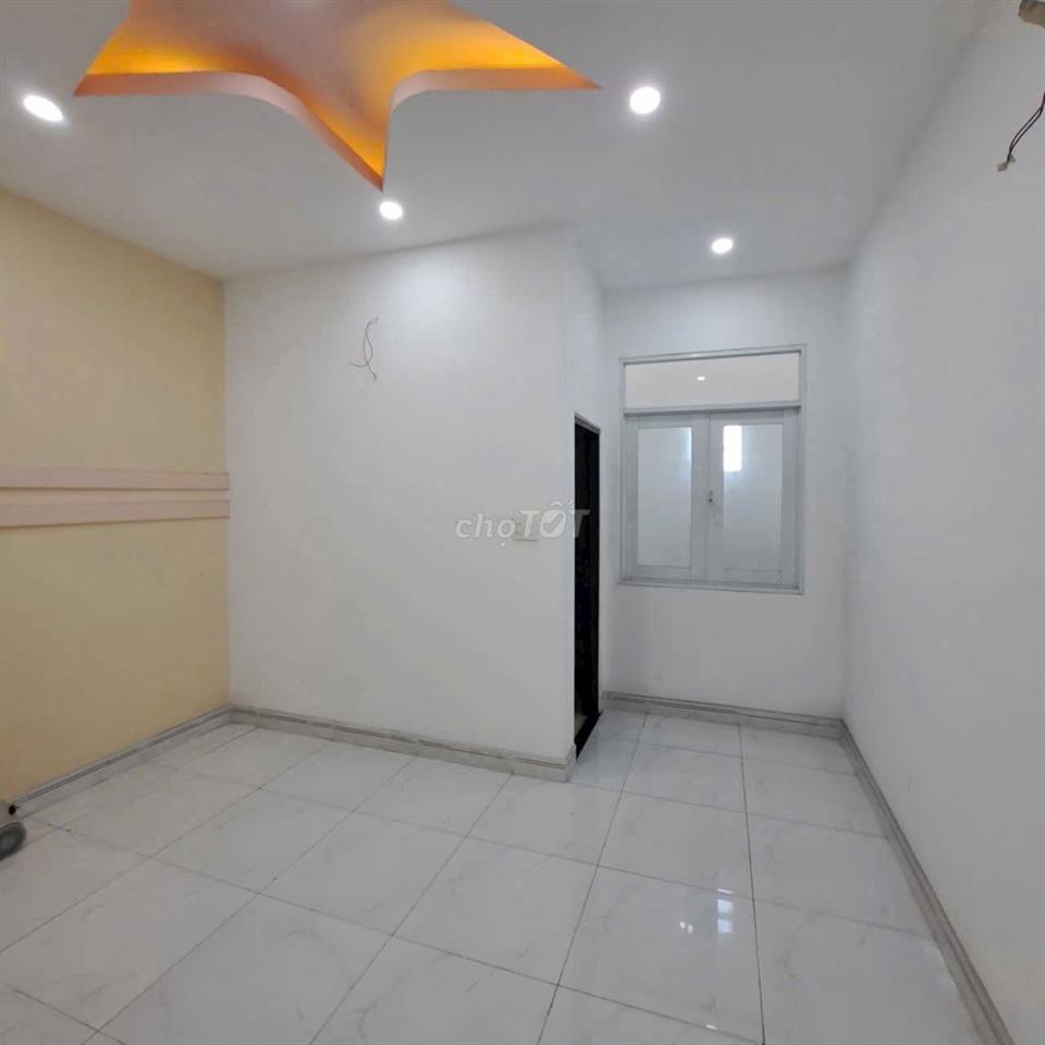 Bán nhà riêng tại Bình Hưng Hòa B, 5,7 tỷ, 59m2, 4PN, 5WC đẹp xuất sắc