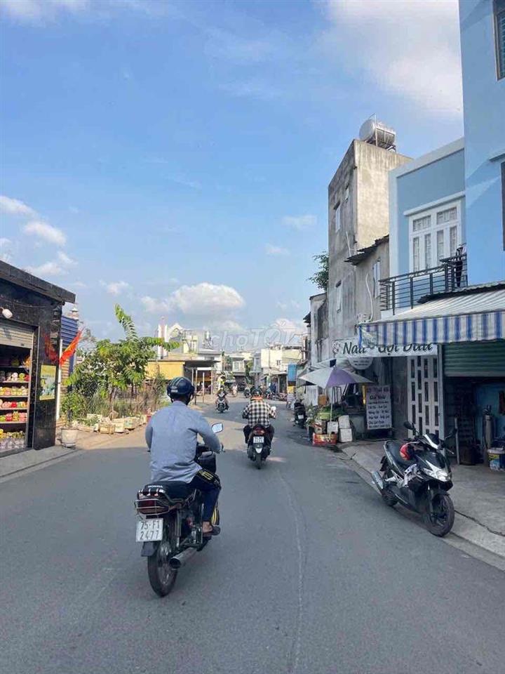 Bán nhà hẻm LK 5-6, bình tân , dt 60m2, 1 lầu, hẻm 6m thông, 4tỷ25