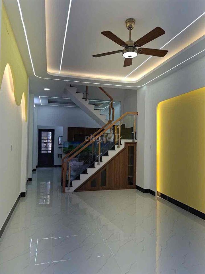 Bán nhà Liên Khu 4-5, 3 tấm , hẻm 7m giá 4tỷ950 Tl