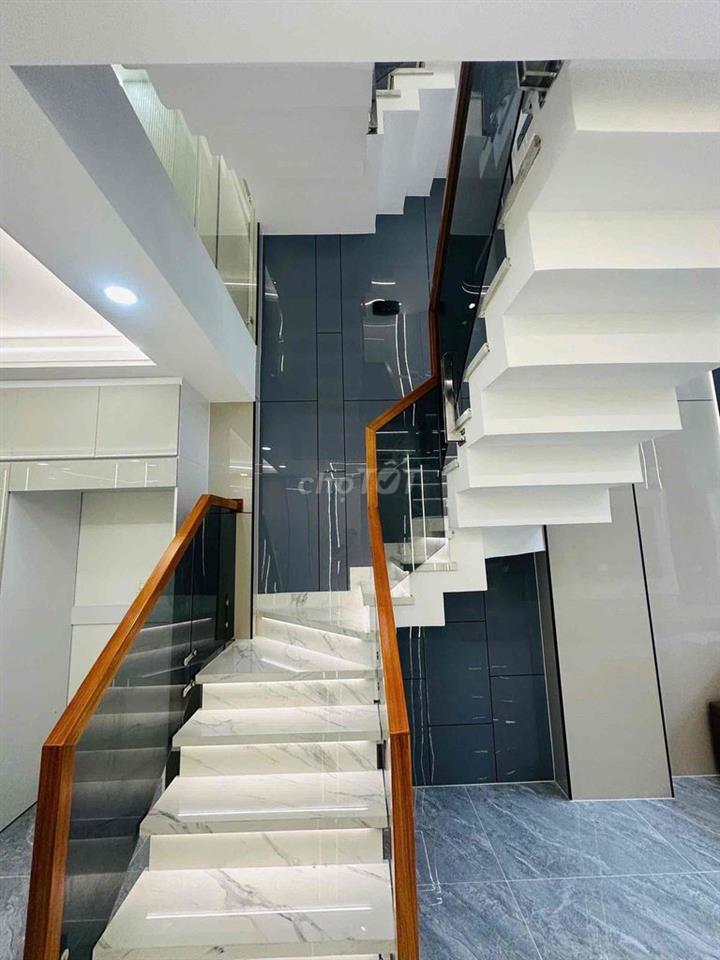 Bán nhà 1/ đường số 10( Lk 5-6 ) , P. bình tân, 68m2-4pn-4wc- hẻm ô to