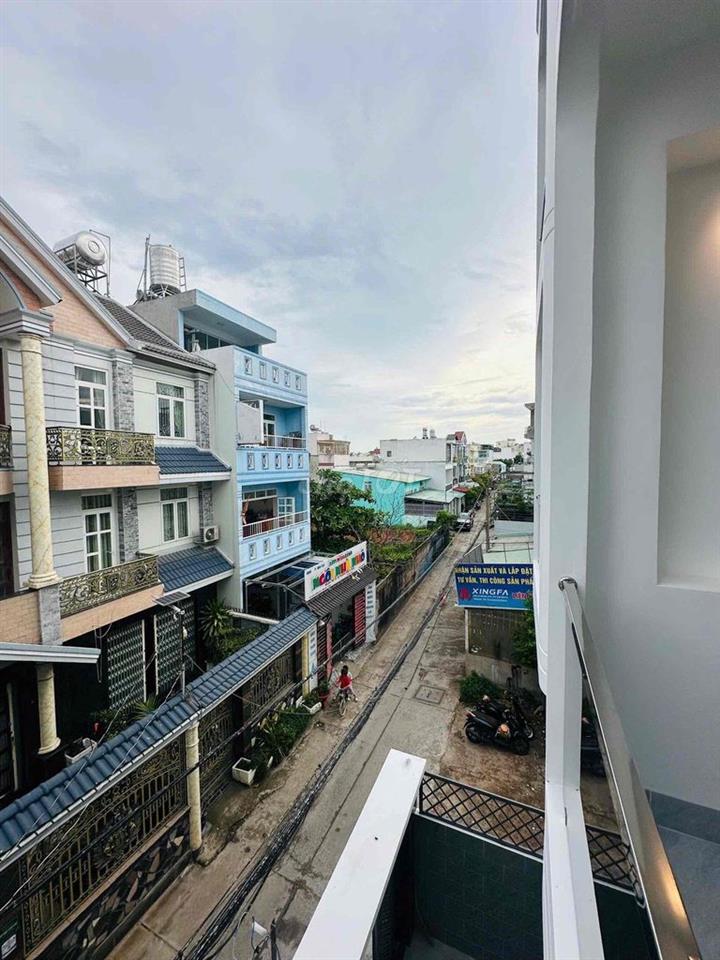 Bán nhà 1/ đường số 10( Lk 5-6 ) , P. bình tân, 68m2-4pn-4wc- hẻm ô to