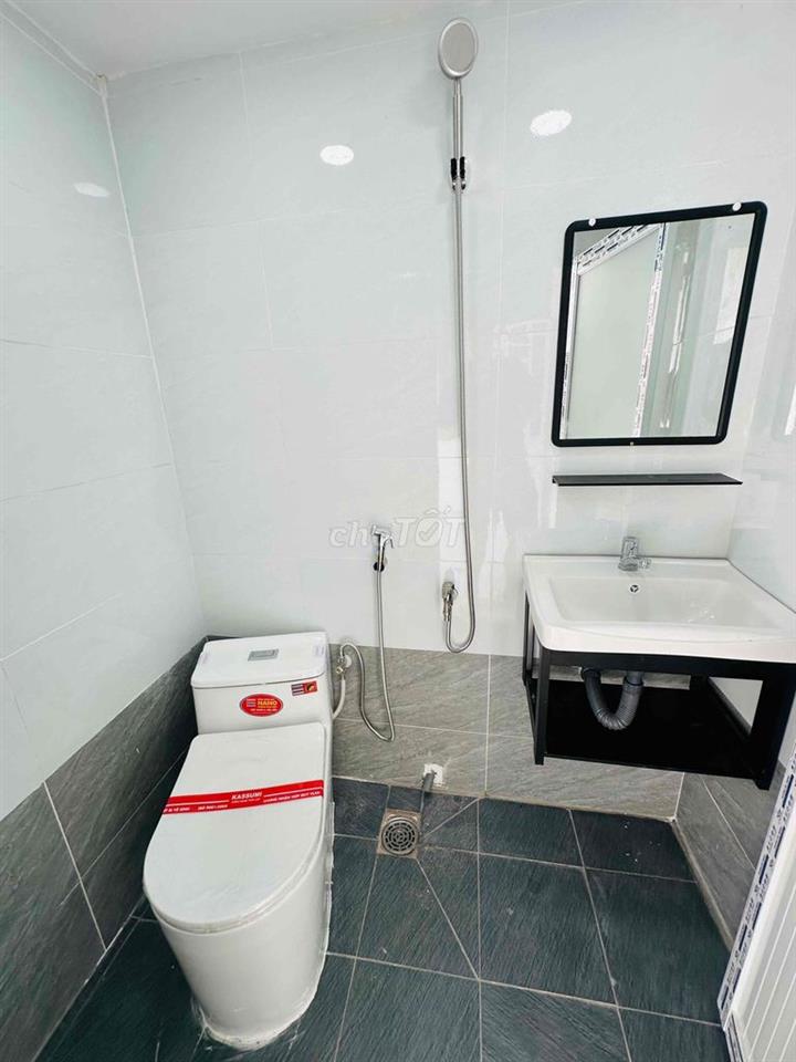 Bán Nhà 2/ Liên khu 5-6, 40m2 - 2 lầu- 3PN- 3WC - 1 ST , hẻm 6m ô tô
