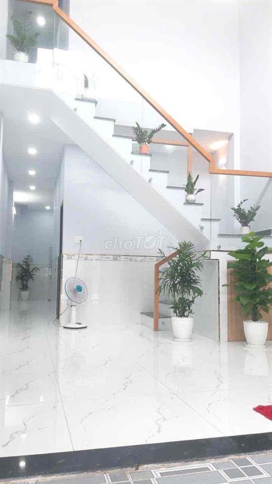 Bán nhà đg số 4, BHHB, 4x14 lửng - 3pn- 2wc , 4tỷ5 Tl