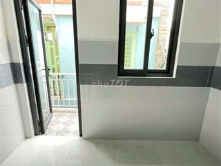 nhà  3x5 đúc  pbhtr đong Qbtân 