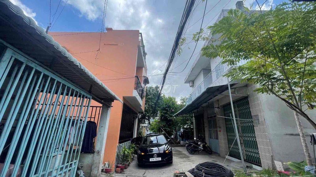 gia đình đang vay 1 tỉ. đang cần bán căn nhà 60m2