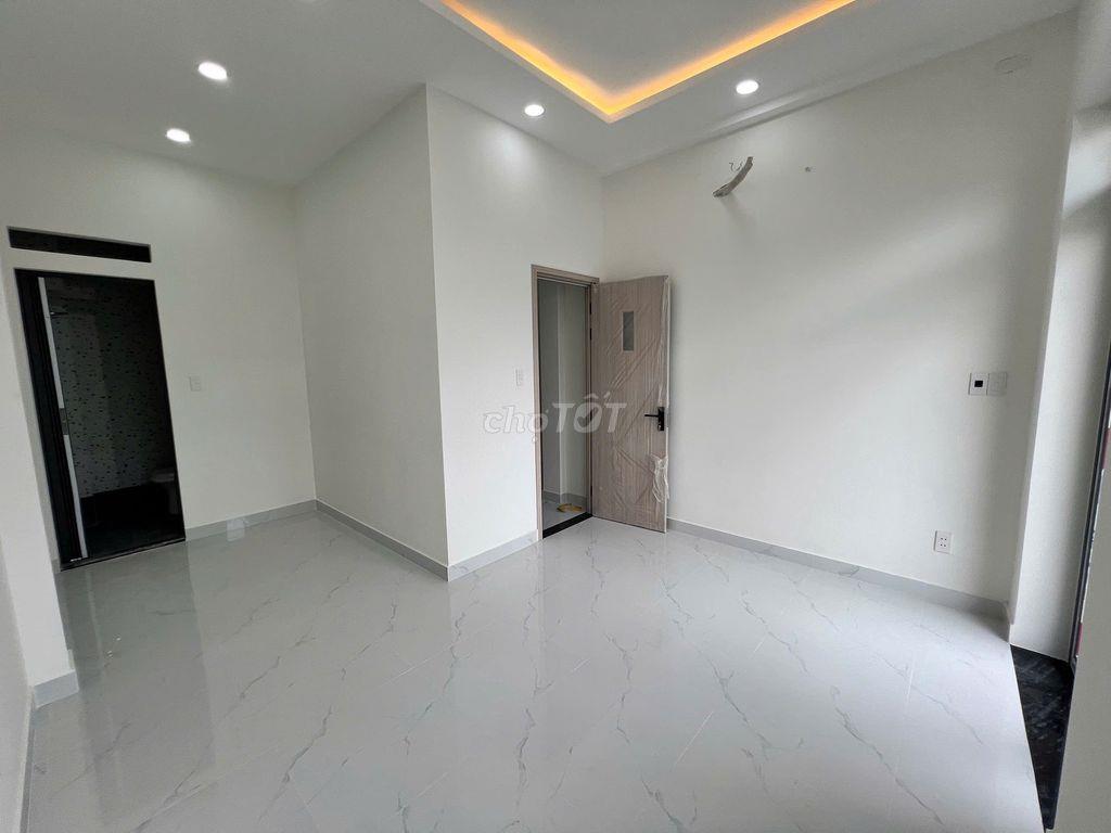 Nhà Mới Đẹp 💥nhỉnh 4 tỷ - 4 Phòng ngủ - 3 tầng btct - Quận 8 Giáp Q6