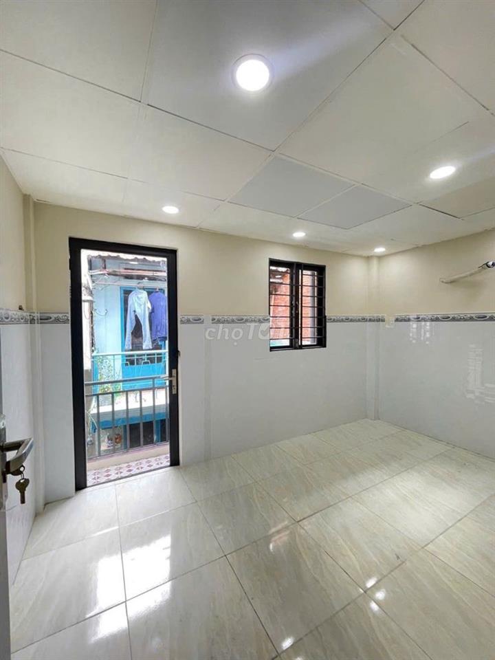 nhà đẹp chủ gấp bán - sát bên quận 6 - DTSD 60m² - Hẻm xe hơi