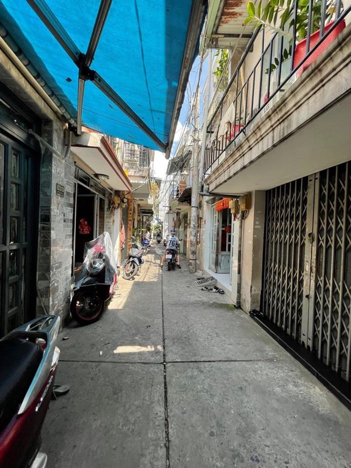 Nhà giá rẻ chủ bán gấp - Nhỉnh 2 tỷ - Sổ hồng riêng ko quy hoạch