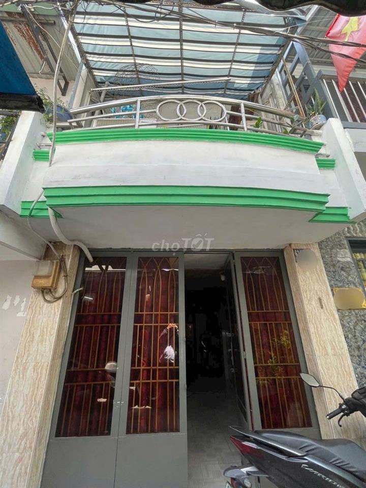 Nhà giá rẻ chủ bán gấp - Nhỉnh 2 tỷ - Sổ hồng riêng ko quy hoạch