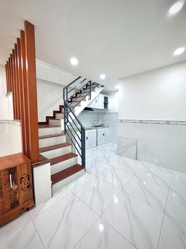 💥Nhà đẹp chủ cần bán gấp - DTSD 64m² - có ban công thoáng mát