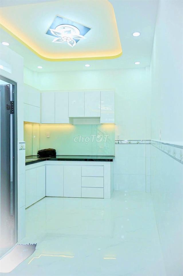 nhà đẹp chủ bán gấp - nhỉnh 3 tỷ - DTSD 60m² - sổ hồng riêng ko QH LG