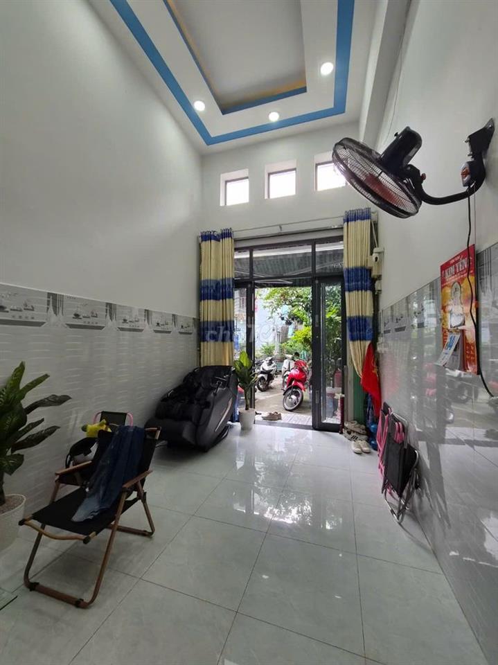 Chính chủ bán nhà Q6 - 4 Tầng BTCT - 3PN 3WC - 3,5M X 13M💯SÁT MẶT TIỀN