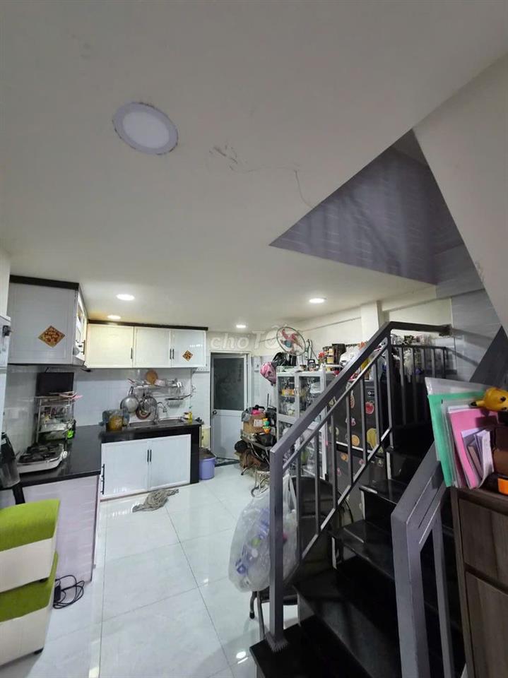 Chính chủ bán nhà Q6 - 4 Tầng BTCT - 3PN 3WC - 3,5M X 13M💯SÁT MẶT TIỀN