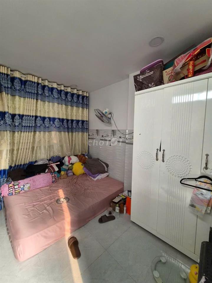 Chính chủ bán nhà Q6 - 4 Tầng BTCT - 3PN 3WC - 3,5M X 13M💯SÁT MẶT TIỀN
