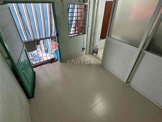 cần bán nhà nhỏ q bình tân , shr , chính chủ