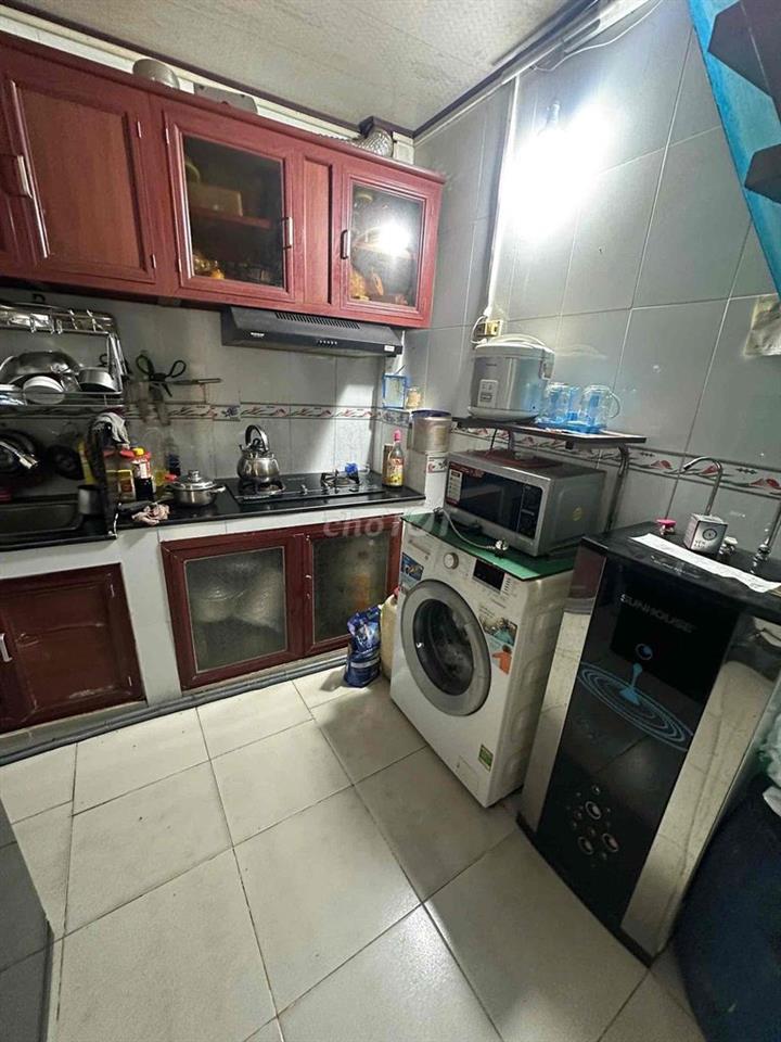 cần bán nhà nhỏ q bình tân , shr , chính chủ