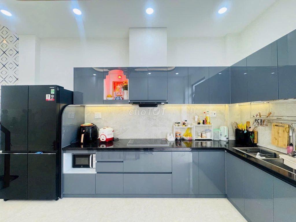 Làm nhà nước chuyển công tác cần bán gấp nhà kiên cố, ở chưa tới 1 năm
