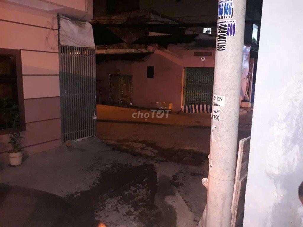 NHÀ SÁT MẶT TIỀN KD BUÔN BÁN
