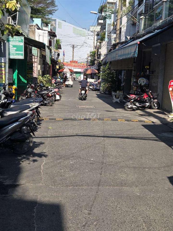 Nhà ngay góc Mã Lò và Lô Tư DTSD 75m2, hẻm oto tránh, sổ hồng riêng HC