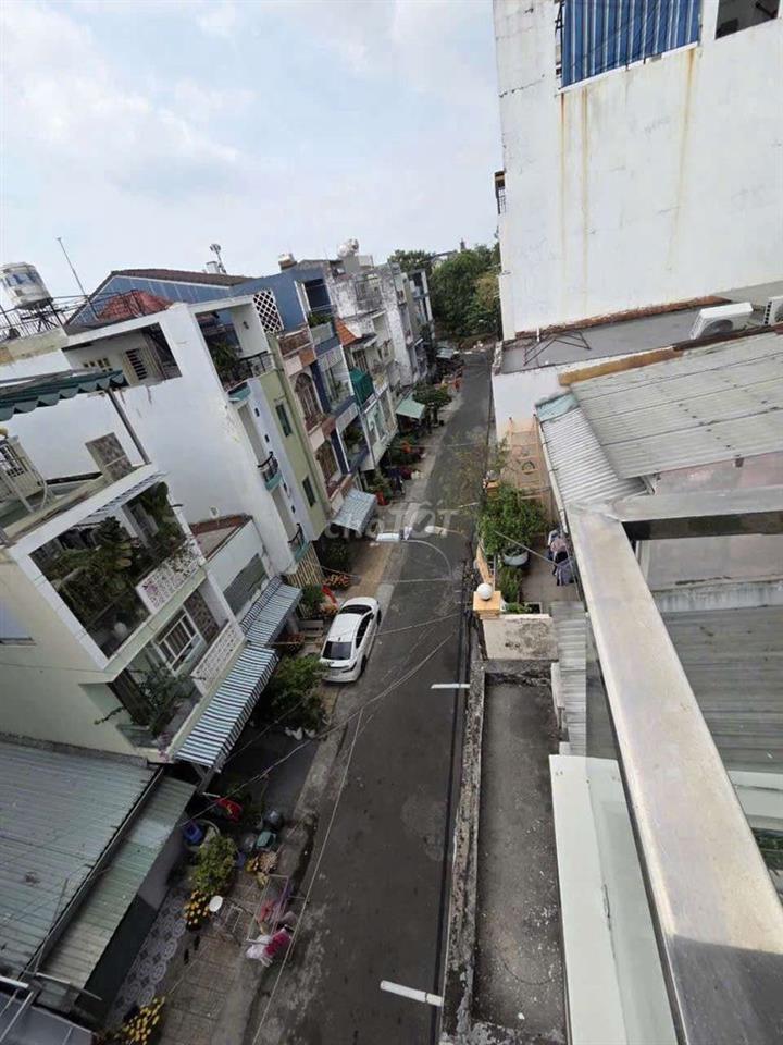 Nhà khu Tên Lửa -  ngay Aeon Bình Tân 5p đi bộ - 4 tầng, dtsd 160m2