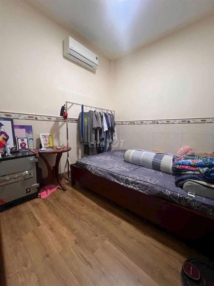 LÊ VĂN QUỚI - 2 TẦNG KIÊN CỐ - 40M2 - 4 X10M - KHU XÂY DỰNG CAO TẦNG 