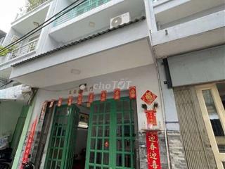 MIẾU BÌNH ĐÔNG - NHÀ 2 TẦNG - 32M2 - 4x8M - VÀI BƯỚC RA MẶT TIỀN 