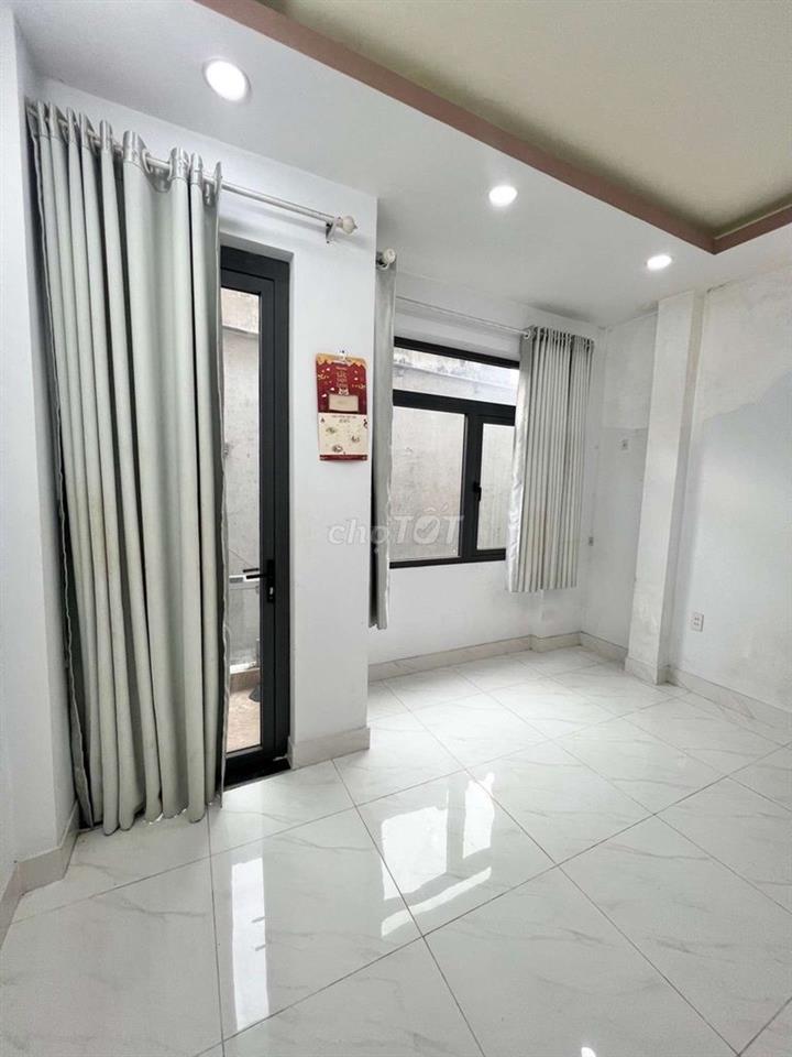 NHÀ 3 TẦNG - TÂN HOÀ ĐÔNG - 4X9M - HẺM XE HƠI - SỔ ĐẸP HOÀN CÔNG  