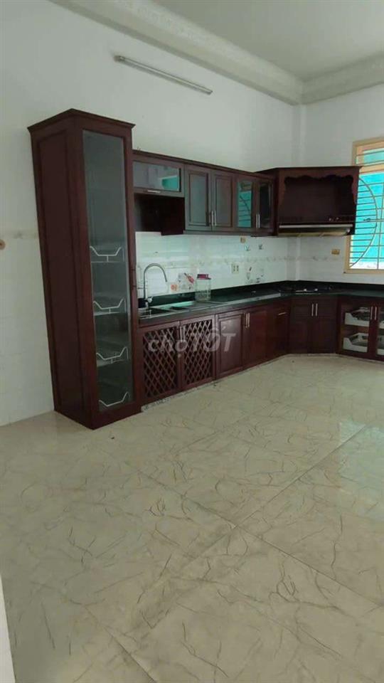 THUÊ NHÀ MẶT TIỀN PHAN ANH